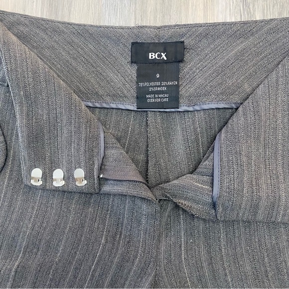 2 Piece Suit Single Breasted Blazer with Culottes Grey Pinstripe Size 9 - Picture 13 of 16